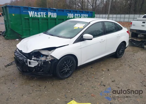 2012 Ford Focus Se из США, поврежденный, VIN 1FAHP3F26CL389860